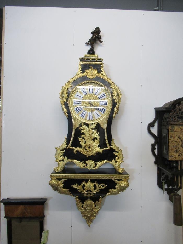 er 10084 grote ANTIEKE zwarte boulle klok op console, Antiek en Kunst, Antiek | Klokken, Ophalen