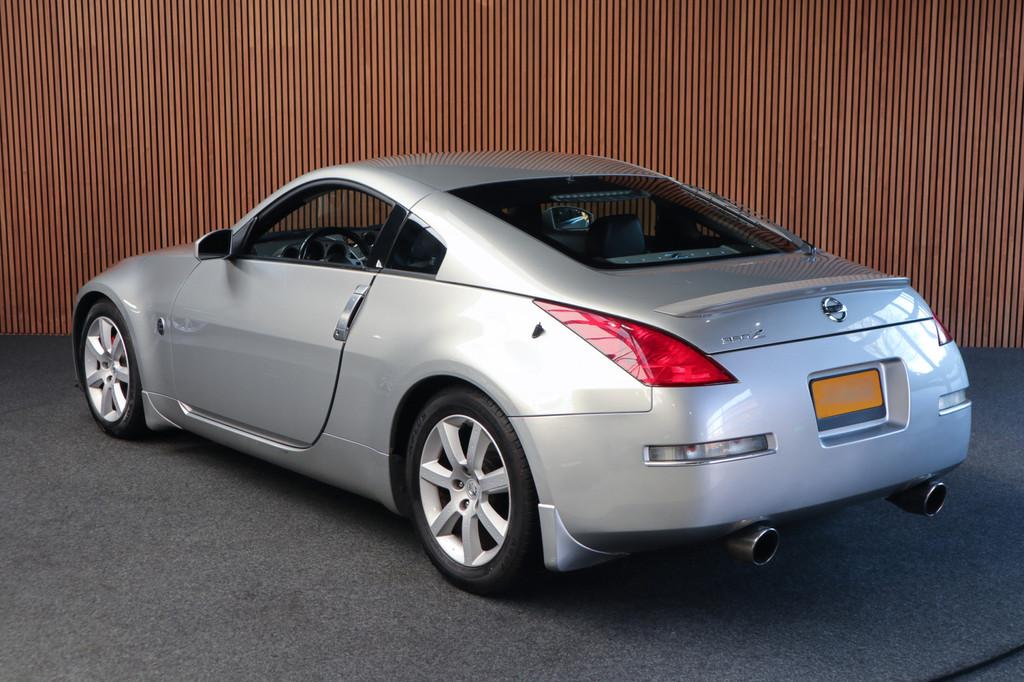 Nissan 350Z 3.5 V6 Aut Leer Bose Climate C. Stoelverwarming, Auto's, Nissan, Gebruikt, Zwart, Bedrijf, 2 stoelen