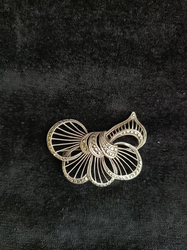 Antieke Zilveren 835 Markasiet Broche Jaren '30, 4 tot 7 cm, Gebruikt, Ophalen of Verzenden, Met edelsteen