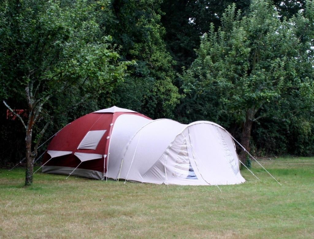 Karsten tent,  rood, zeer compleet, type 300, Caravans en Kamperen, Ophalen, Gebruikt, Tot en met 5