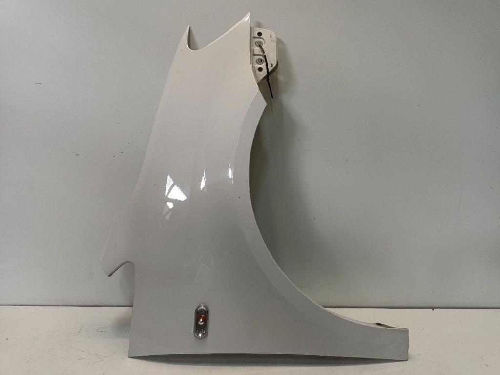 Voorscherm rechts Volkswagen Caddy, Auto-onderdelen, Onderdelen@venauto.nl, Van der Ven Autorecycling B.V., Gebruikt, Ettenseweg 76, 4706 PB Roosendaal, The Netherlands