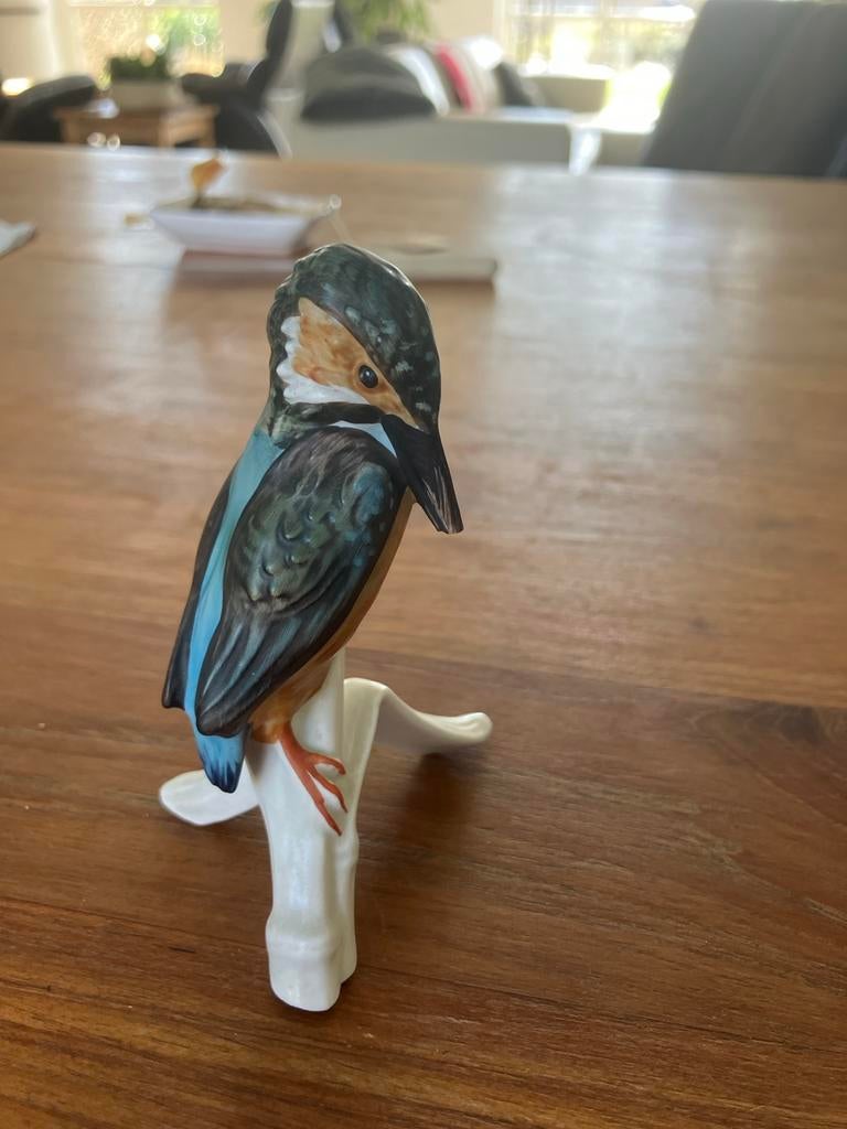 Goebel IJsvogel Beeldje, Ophalen