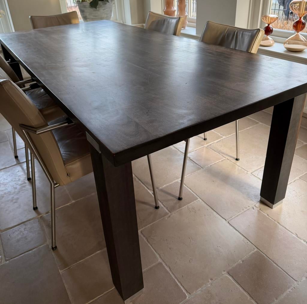 Bert Plantagie notenhouten tafel, 200 cm of meer, Zo goed als nieuw, Rechthoekig, 50 tot 100 cm