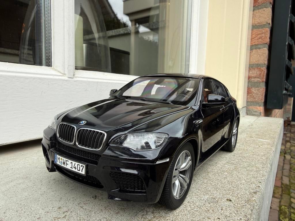 1:18 BMW E71 X6M Zwart Metallic 2010 Kyosho 80432157613, Hobby en Vrije tijd, Modelauto's | 1:18, Kyosho, Auto, Ophalen of Verzenden