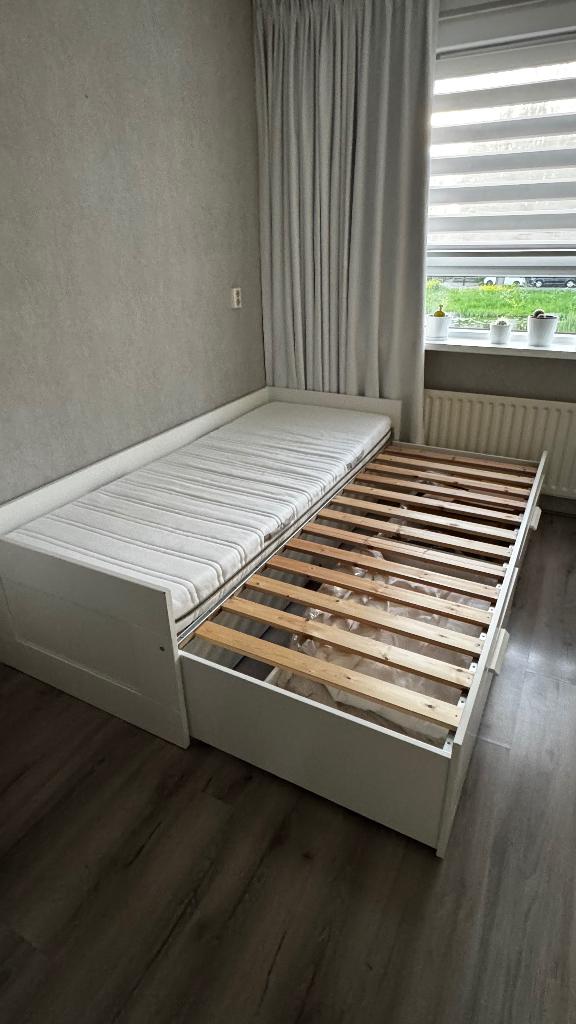 IKEA BRIMNES Bedbank met 2 lades + 1 gratis matras, Ophalen, Wit, Tweepersoons, Zo goed als nieuw