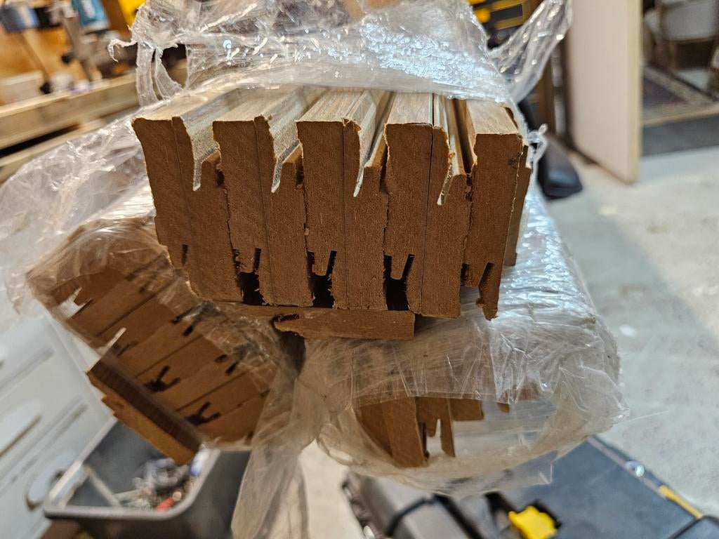 MDF Plinten Eiken Afwerking - 14x70mm, 2400mm lang (32 st.), Ophalen, Nieuw, Mdf, 200 tot 250 cm