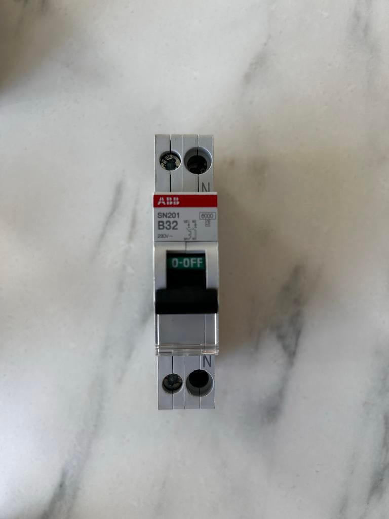 ABB 32A SN201 Installatie Automaat, Doe-het-zelf en Verbouw, Elektra en Kabels, Ophalen of Verzenden, Nieuw, Overige typen