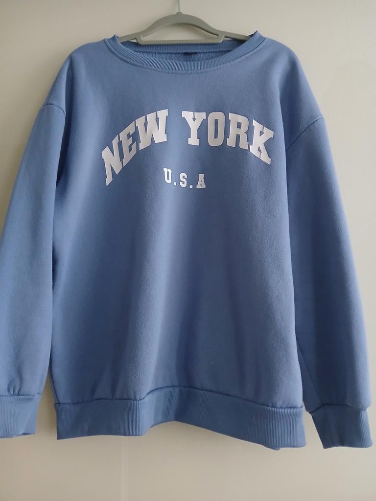 Blauwe trui met New York print, Maat 38/40 (M), Blauw, Ophalen of Verzenden, Zo goed als nieuw
