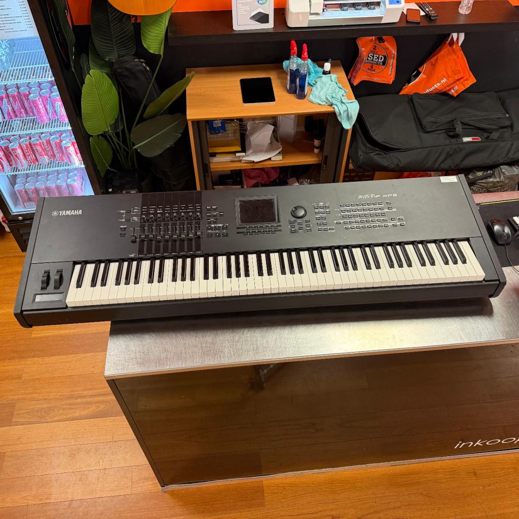 Yamaha Motif XF8 Synthesizer met sustainpedaal, Muziek en Instrumenten, Synthesizers, Yamaha, Gebruikt, Support@yamaha.com, 10-1, Nakazawa-cho
Naka-ku, Hamamatsu
Shizuoka 430-8650
Japan