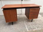 Pastoe bureau Braakman teak lades legplank €325 zwarte poot, Ophalen of Verzenden, Gebruikt, Bureau