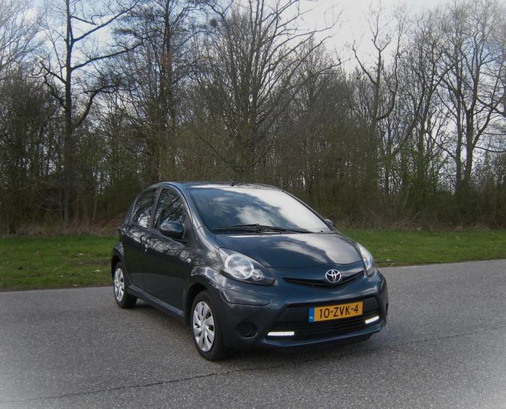 Toyota Aygo 1.0 VVT-i Aspiration AUTOMAAT . flipper op het s, Auto's, Toyota, Bedrijf, Te koop, Aygo, ABS, Airbags, Airconditioning
