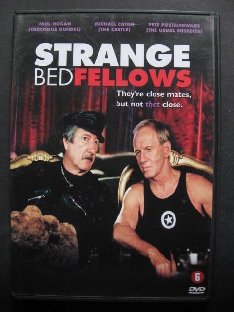 Strange bedfellows, Vanaf 6 jaar, Ophalen of Verzenden, Gebruikt, Actiekomedie