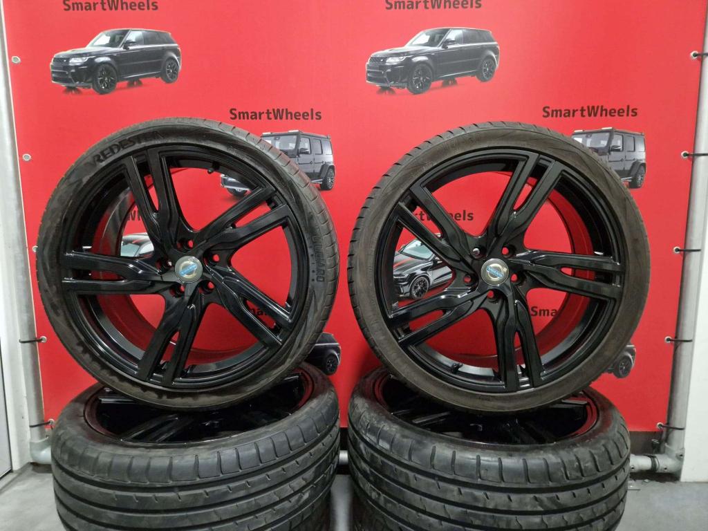 19 inch VOLVO V40 S40 V60 S60 R-DESGIN VELGEN EN BANDEN, 245 mm, Banden en Velgen, Niet ingevuld, Ophalen of Verzenden