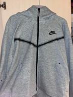 Nike Tech Hoodie Grijs - Zo goed als nieuw, Maat 38/40 (M), Nike, Ophalen of Verzenden, Zo goed als nieuw