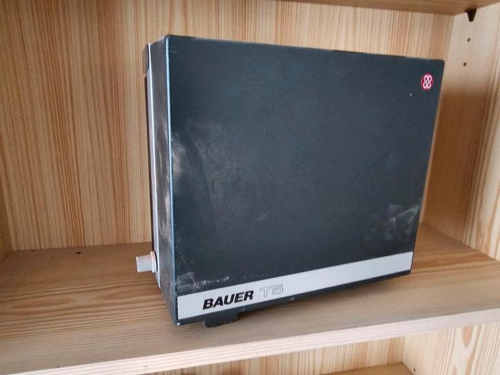 Bauer T5 Super 8 Filmprojector - Met beschadiging, Audio, Tv en Foto, Beamers, Gebruikt, Overige technologieën, Overige resoluties