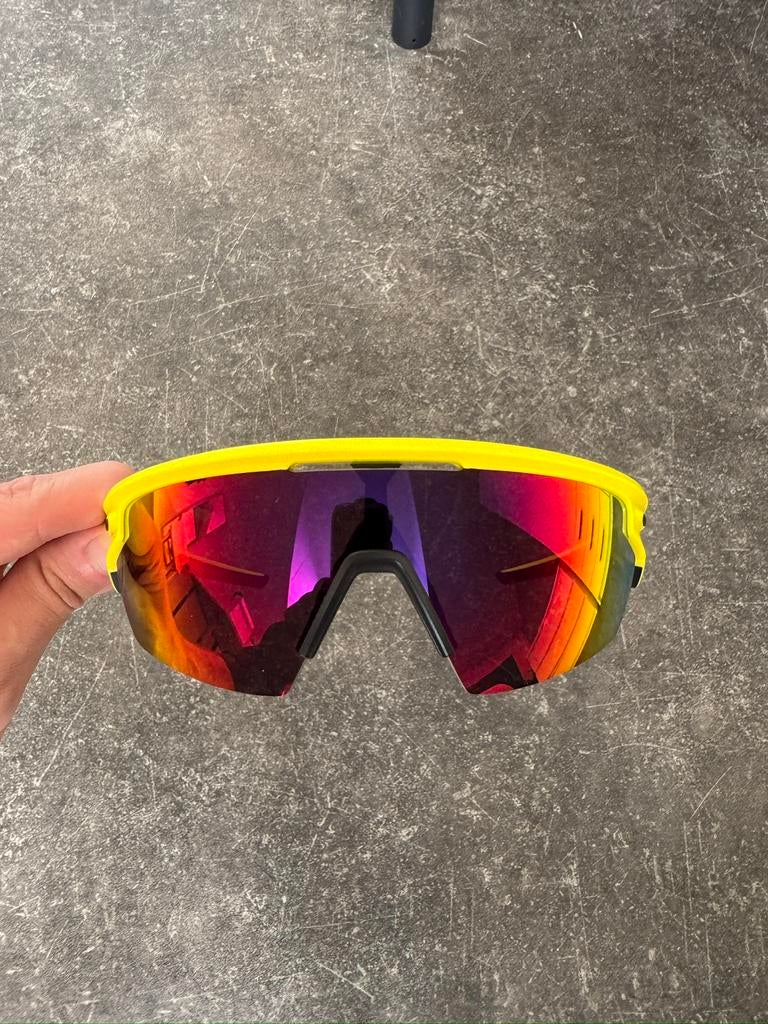Oakley Sphaera Tour de France Prizm Road zonnebril, Sieraden, Tassen en Uiterlijk, Zonnebrillen en Brillen | Heren, Ophalen of Verzenden