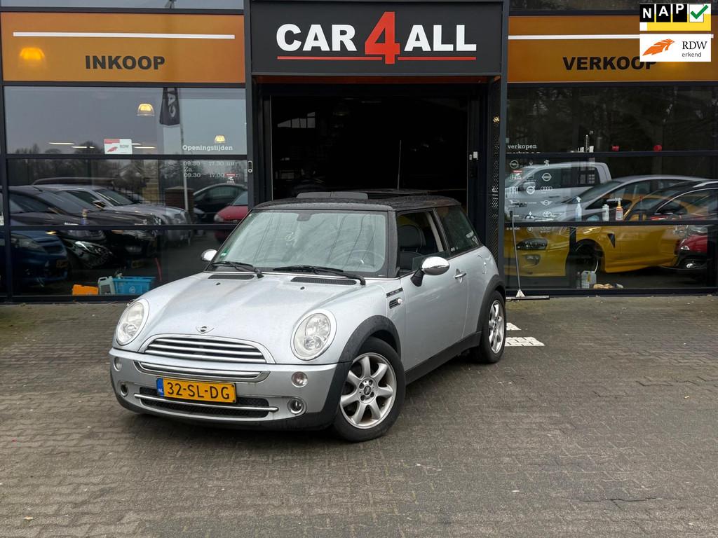 Mini Mini 1.6 Cooper Park Lane PANO/LEDER/CRUISE/AIRCO/NAP, Voorwielaandrijving, Gebruikt, Zwart, 4 cilinders