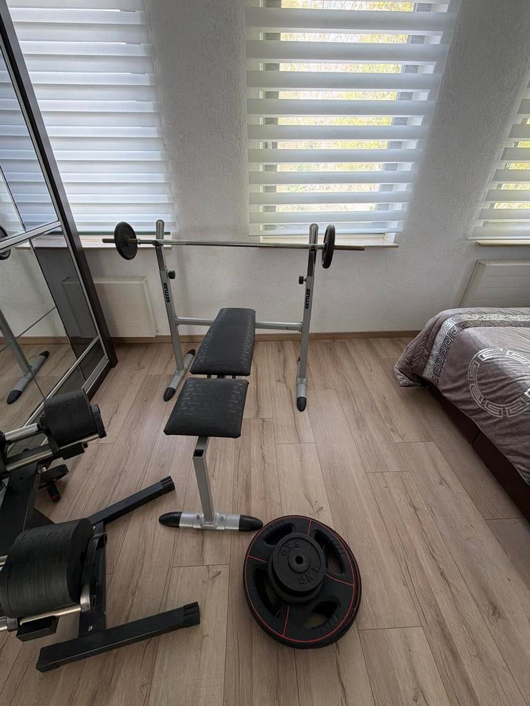 Kettler Krachtstation met halterbank en gewichten, Sport en Fitness, Krachtstation, Armen, Ophalen of Verzenden, Zo goed als nieuw