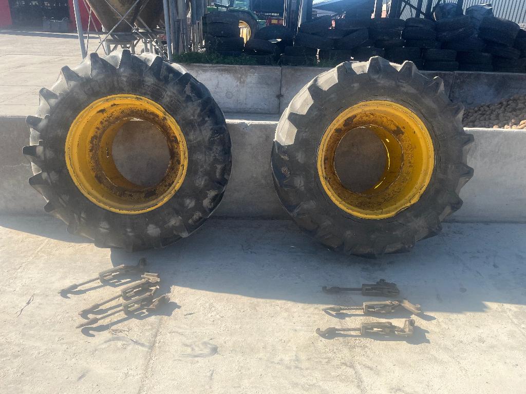 Dubbellucht banden shovel, Zakelijke goederen, Ophalen