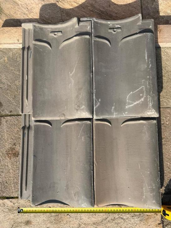 +/- 140 Gebakken dakpan VHv grijs, Doe-het-zelf en Verbouw, Ophalen, Steen of Klei, 15 m² of meer, Dakpannen