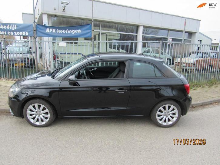 Audi A1 1.6 TDI Attraction Pro Line,airco, Auto's, Audi, Particulier, Te koop, A1, ABS, Airbags, Airconditioning, Centrale vergrendeling