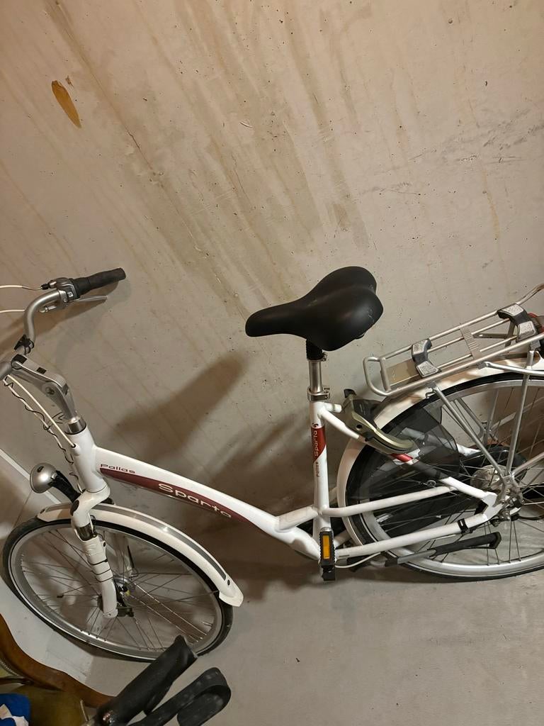 Sparta fiets met lekke band, Ophalen, Sparta, Versnellingen, Trommelrem