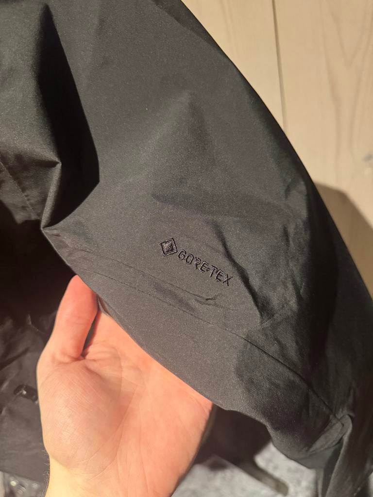 Arc'teryx Gore-Tex jas - Nieuw met prijskaartje, Ophalen, Nieuw, Zwart
