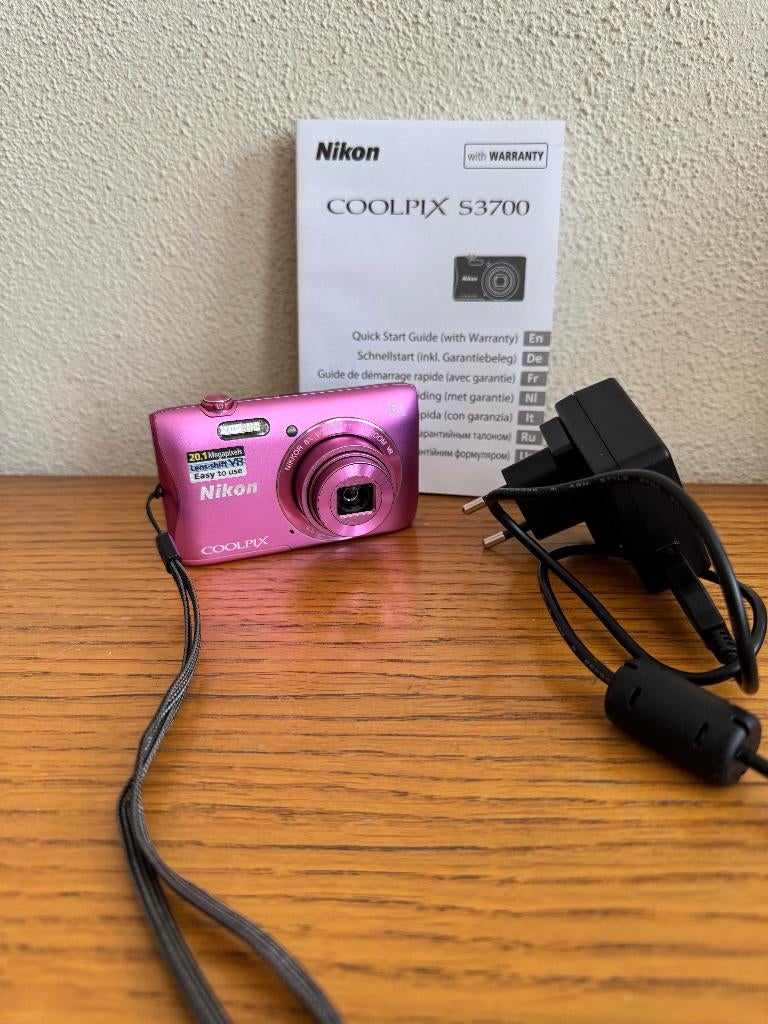 Nikon Coolpix S3700 Digitale Compact Camera - Roze, Audio, Tv en Foto, Fotocamera's Digitaal, 20 Megapixel, Gebruikt, Compact