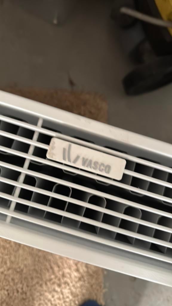 Gladde Radiator, Doe-het-zelf en Verbouw, Verwarming en Radiatoren, Ophalen, Zo goed als nieuw, Radiator, 30 tot 80 cm