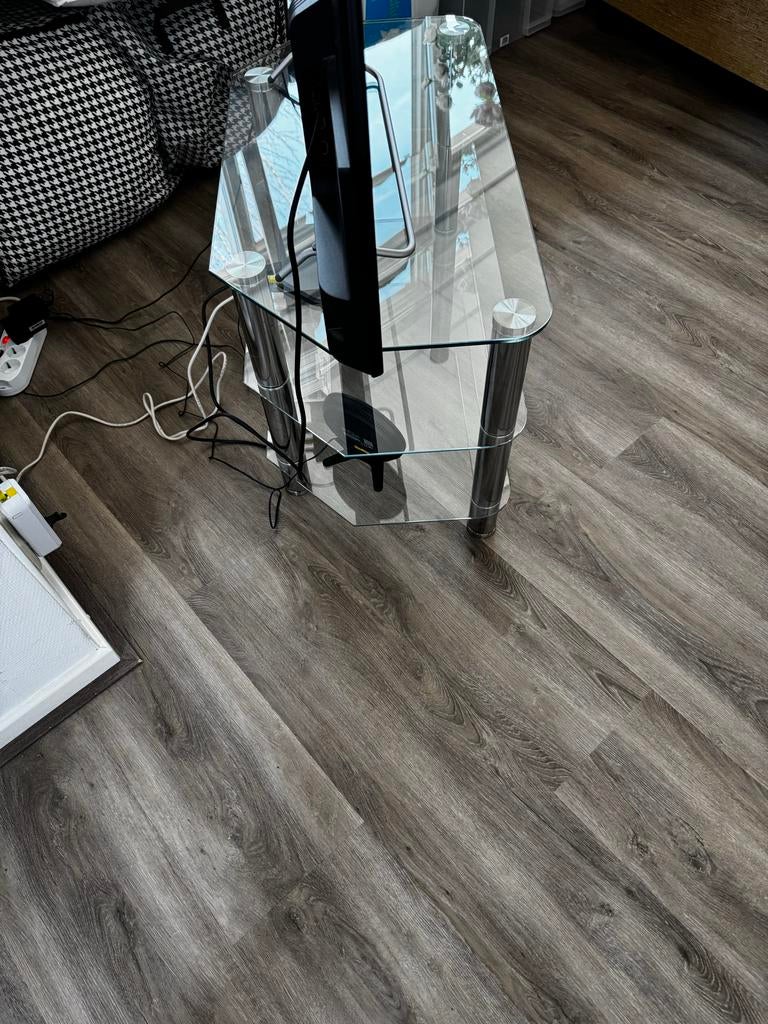 Glazen tv-meubel met RVS poten, Huis en Inrichting, Kasten | Televisiemeubels, Ophalen, Gebruikt, 50 tot 100 cm, Glas