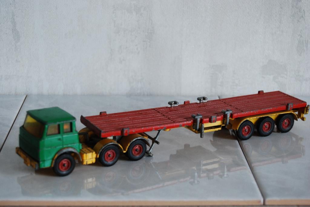 Siku V318 Container Transporter, Hobby en Vrije tijd, Modelauto's | 1:50, Ophalen of Verzenden, Gebruikt, Bus of Vrachtwagen, SIKU