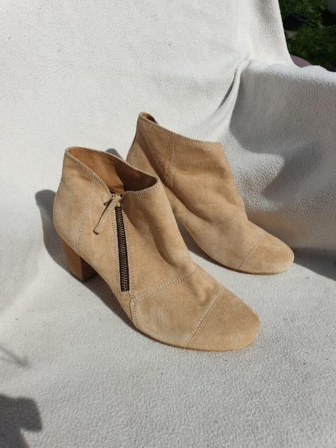 Mooie beige enkellaarzen mt 39 merk Pier One, Kleding | Dames, Schoenen, ., Beige, Lage of Enkellaarzen, Ophalen of Verzenden