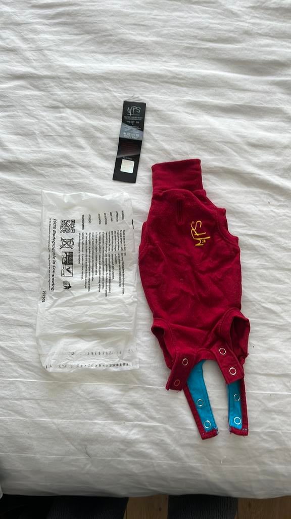 3XS kattenjasje voor post operatie, Dieren en Toebehoren, Ophalen of Verzenden