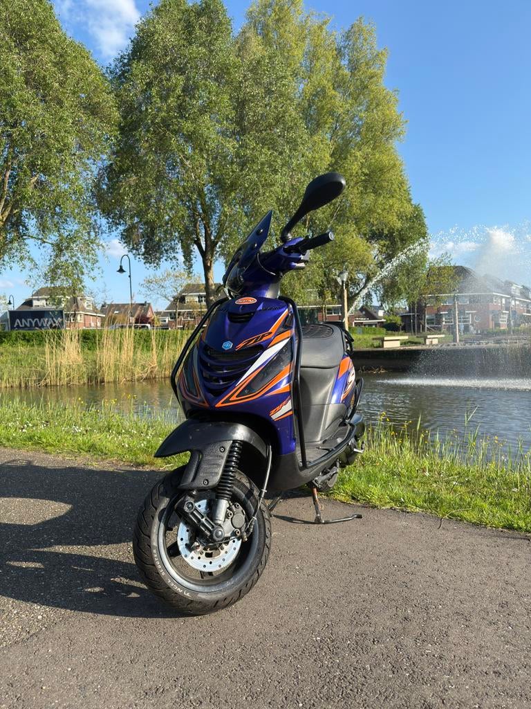 Piaggio Zip Sp 172CC LC Stage 3 A2, Fietsen en Brommers, Scooters | Piaggio, Zip, Ophalen of Verzenden, Zo goed als nieuw, 172 cc