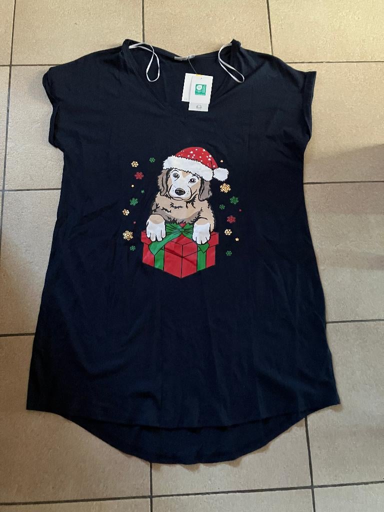 Nieuw kerst bigshirt ( kerst hondje ) - Maat L, Kleding | Dames, Pyjama's, Ophalen of Verzenden, Nieuw