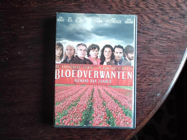 Bloedverwanten seizoen 1 compleet, 3disks, origineel, Cd's en Dvd's, Dvd's | Tv en Series, Zo goed als nieuw, Drama, Boxset, Vanaf 12 jaar