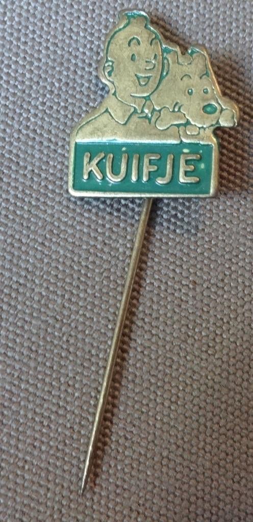 Vrij zeldzaam speldje   KUIFJE     groene uitvoering, Ophalen of Verzenden, Zo goed als nieuw, Figuurtje, Speldje of Pin