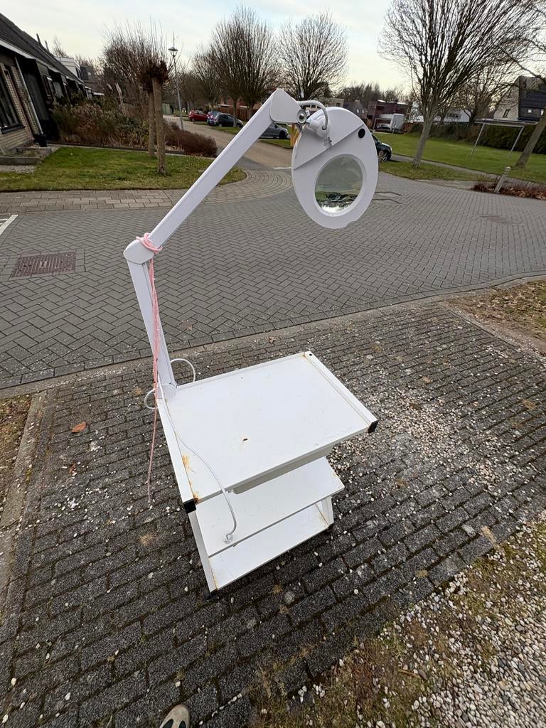 Werktafel salon met loeplamp, Ophalen, Gebruikt, Minder dan 50 cm, 50 tot 100 cm