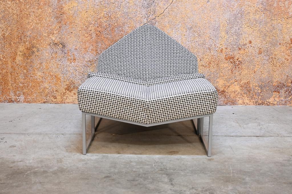 ZGANieuw! stoffen Leolux Wibber design fauteuil + hocker, Leolux, Leolux, 75 tot 100 cm, Ophalen of Verzenden