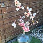 Geweldig mooie grote wijnfles met voorjaars takken  Minolea, Ophalen of Verzenden, Zo goed als nieuw