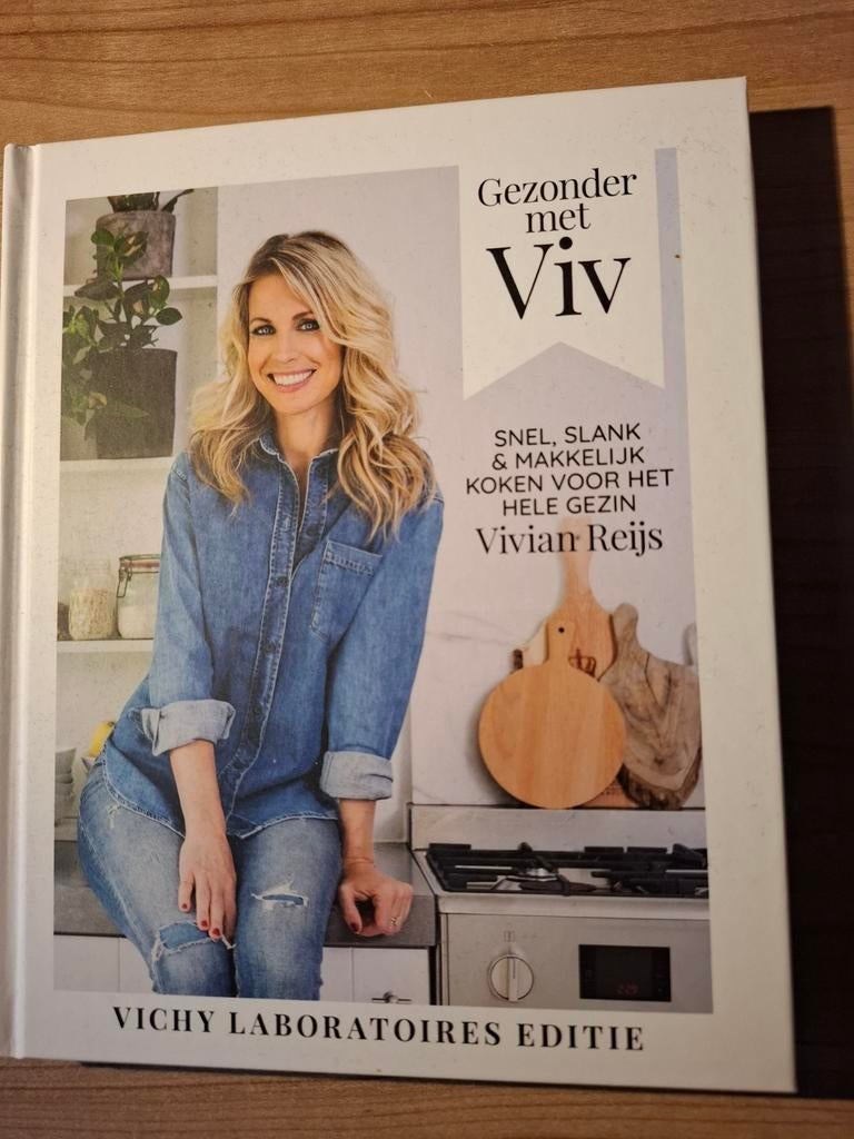 Gezonder met Viv - Kookboek van Vivian Reijs, Vivian Reijs, Hoofdgerechten, Ophalen of Verzenden, Zo goed als nieuw