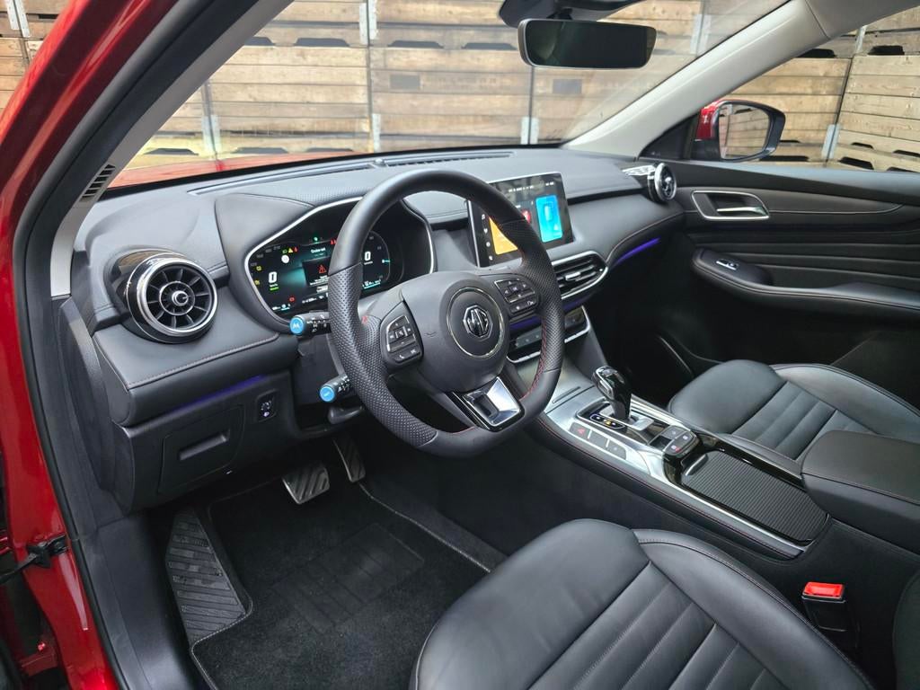 MG EHS 1.5 TGDI Luxury PHEV Pano Leder Camera Cruise 18"LM T, Auto's, Gebruikt, 4 cilinders, 16 kWh, Adaptive Cruise Control