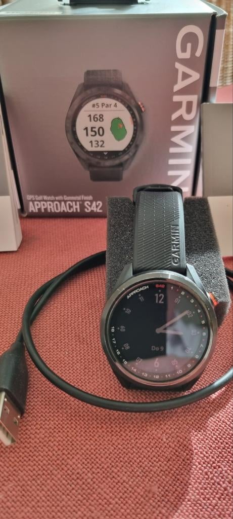 Garmin S42 Golfhorloge - Uitstekende Staat, Ophalen of Verzenden, Afstand, Zo goed als nieuw, Garmin
