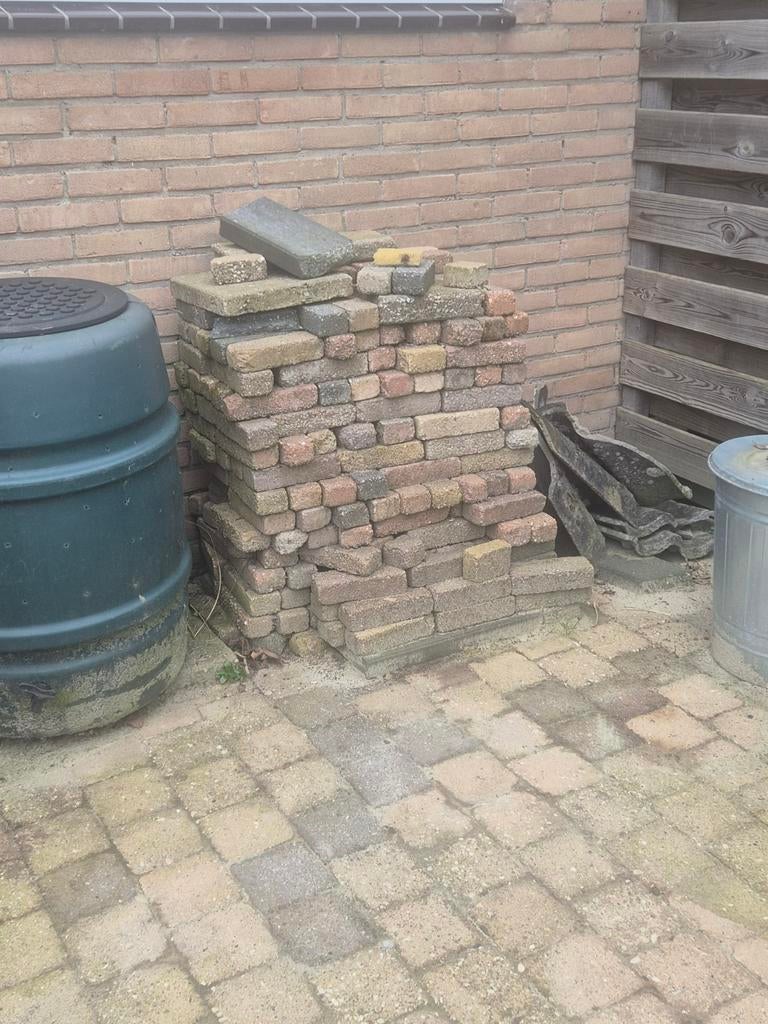 Gratis klinkers af te halen - zelf inladen, Tuin en Terras, Tegels en Klinkers, Ophalen of Verzenden, Gebruikt, Beton, Klinkers