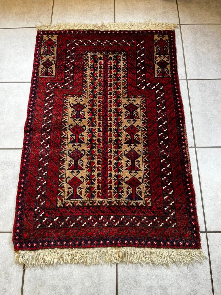 Perzisch tapijt, Ophalen