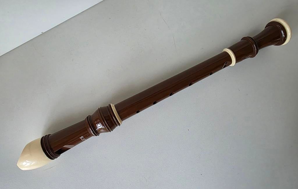 Vintage AULOS blokfluit, Muziek en Instrumenten, Blaasinstrumenten | Blokfluiten, Ophalen of Verzenden, Gebruikt, Kunststof