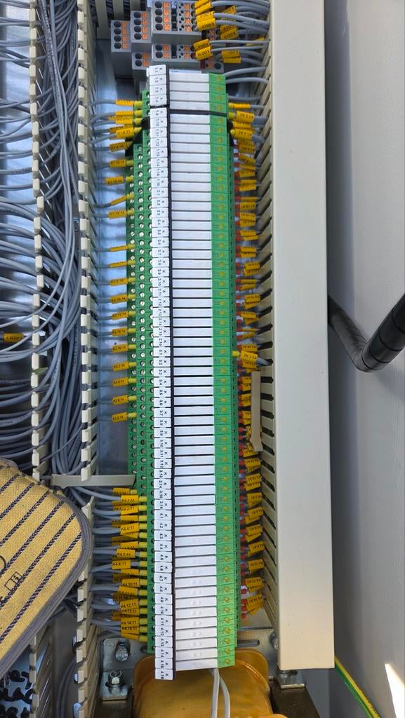 Phoenix contact plc-bsc 24dc/21, Hobby en Vrije tijd, Elektronica-componenten, Ophalen of Verzenden, Gebruikt