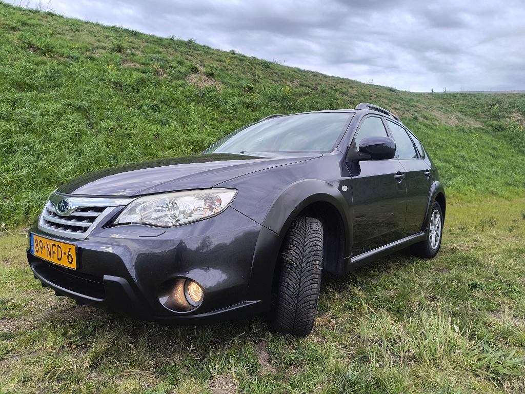 Subaru ImprezaXV 2.0, 4x4, 2 inch lift, roadtrip ready IZGST, Euro 5, Stof, Zwart, Origineel Nederlands