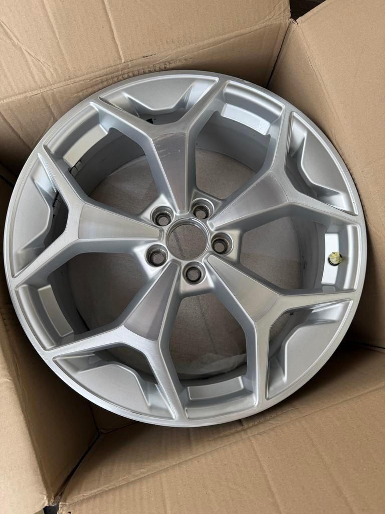 Originele 18 inch Audi A1 velg - Zo goed als nieuw, Auto-onderdelen, Banden en Velgen, Ophalen, 18 inch, Gebruikt, Velg(en)