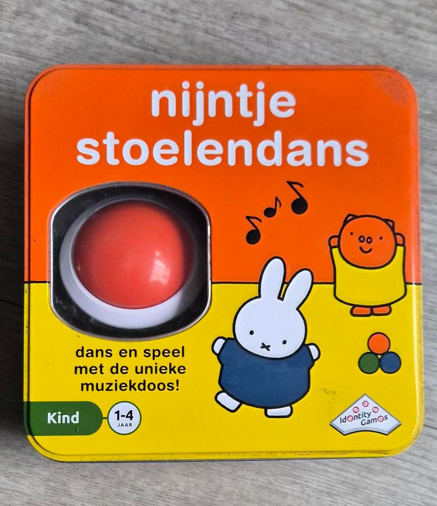 Nijntje Stoelendans Spel - Dans en Speel met Muziekdoos!, Een of twee spelers, Ophalen of Verzenden, Zo goed als nieuw, Identity Games